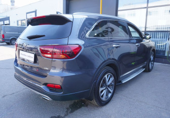 Подержанный автомобиль Kia Sorento 2019 года (5 фото)