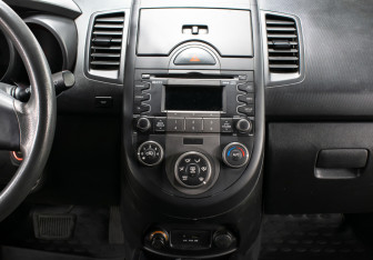 Подержанный автомобиль Kia Soul 2011 года (16 фото)
