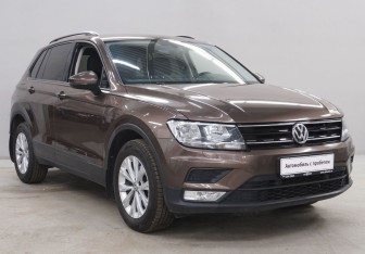 Подержанный автомобиль Volkswagen Tiguan 2017 года (3 фото)