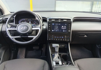 Подержанный автомобиль Hyundai Tucson 2021 года (14 фото)