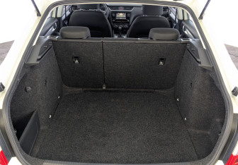 Подержанный автомобиль Skoda Octavia Liftback 2018 года (10 фото)