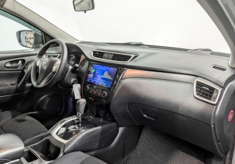 Подержанный автомобиль Nissan Qashqai 2014 года (11 фото)