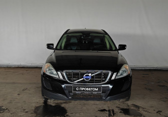 Подержанный автомобиль Volvo XC60 2011 года (2 фото)