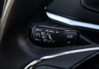 Подержанный автомобиль Skoda Karoq 2021 года (24 фото)