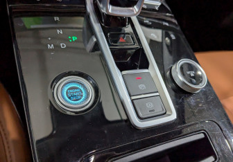 Подержанный автомобиль Chery Tiggo 8 Pro Max 2023 года (21 фото)