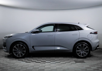 Подержанный автомобиль Changan UNI-K 2023 года (8 фото)