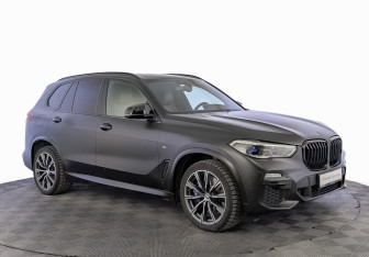Подержанный автомобиль BMW X5 2019 года (3 фото)