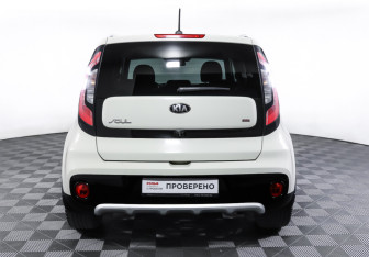 Подержанный автомобиль Kia Soul 2017 года (7 фото)