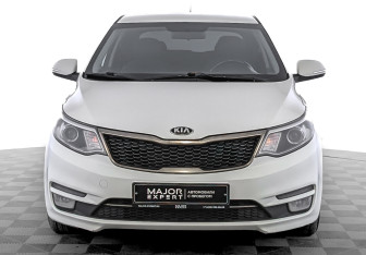 Подержанный автомобиль Kia Rio Hatchback 2015 года (2 фото)