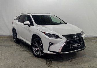 Подержанный автомобиль Lexus RX 2019 года (3 фото)