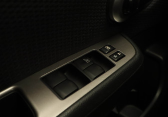 Подержанный автомобиль Nissan Tiida Sedan 2008 года (11 фото)