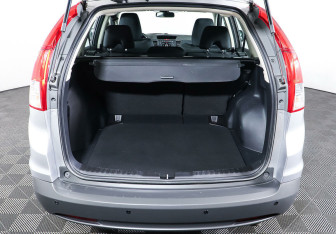 Подержанный автомобиль Honda CR-V 2014 года (17 фото)