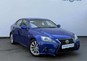 Подержанный автомобиль Lexus IS Sedan 2008 года (3 фото)