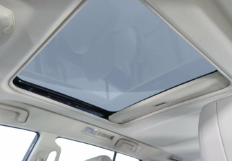 Подержанный автомобиль Mitsubishi Pajero 2021 года (16 фото)