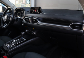 Подержанный автомобиль Mazda CX-5 2017 года (7 фото)