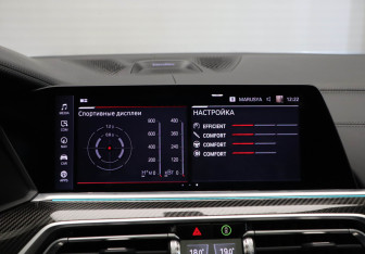 Подержанный автомобиль BMW X6 M 2021 года (22 фото)