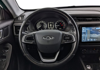 Подержанный автомобиль Chery Tiggo 4 2022 года (15 фото)