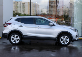 Подержанный автомобиль Nissan Qashqai 2019 года (4 фото)