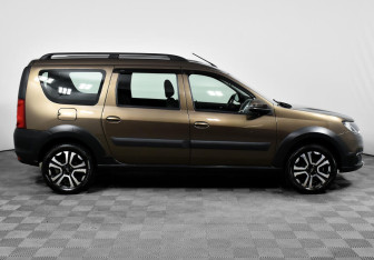 Подержанный автомобиль LADA (ВАЗ) Largus Wagon 2021 года (4 фото)