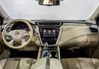 Подержанный автомобиль Nissan Murano Suv 2021 года (14 фото)