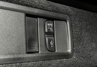 Подержанный автомобиль BMW X5 2025 года (29 фото)