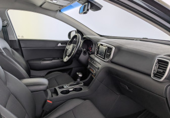 Подержанный автомобиль Kia Sportage 2019 года (13 фото)