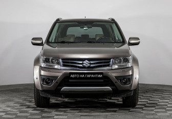 Подержанный автомобиль Suzuki Grand Vitara 2012 года (2 фото)