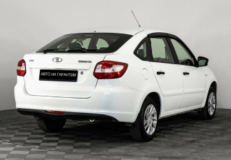 Подержанный автомобиль LADA (ВАЗ) Granta Sedan 2018 года (3 фото)