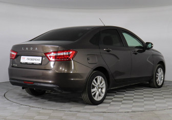 Подержанный автомобиль LADA (ВАЗ) Vesta Sedan 2017 года (5 фото)