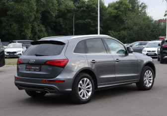 Подержанный автомобиль Audi Q5 2013 года (5 фото)