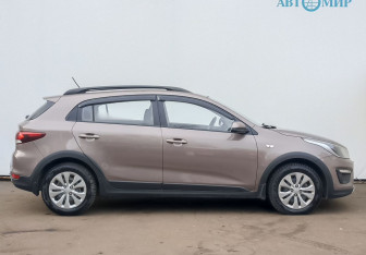 Подержанный автомобиль Kia Rio Hatchback 2018 года (4 фото)