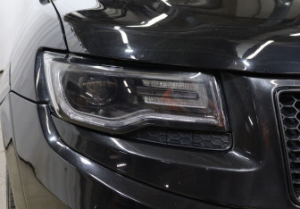 Подержанный автомобиль Jeep Grand Cherokee 2013 года (26 фото)