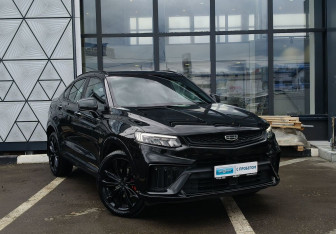 Подержанный автомобиль Geely Tugella 2023 года (3 фото)