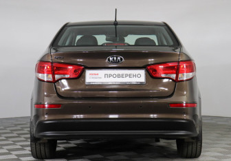 Подержанный автомобиль Kia Rio Sedan 2016 года (6 фото)