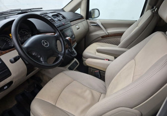 Подержанный автомобиль Mercedes-Benz Viano 2008 года (9 фото)
