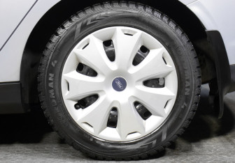 Подержанный автомобиль Ford Focus Hatchback 2012 года (21 фото)