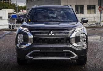 Новый Mitsubishi Outlander 2025 (2 фото)