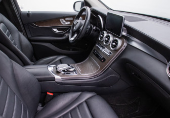 Подержанный автомобиль Mercedes-Benz GLC Coupe 2016 года (9 фото)