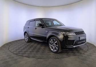 Подержанный автомобиль Land Rover Range Rover Sport 2018 года (3 фото)