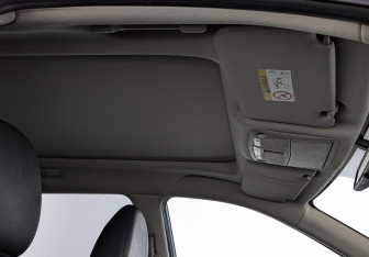 Подержанный автомобиль Nissan X-Trail 2015 года (23 фото)