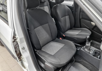 Подержанный автомобиль LADA (ВАЗ) Largus Wagon 2021 года (21 фото)