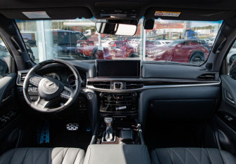 Новый Lexus LX 2025 (9 фото)