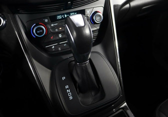 Подержанный автомобиль Ford Kuga 2017 года (9 фото)