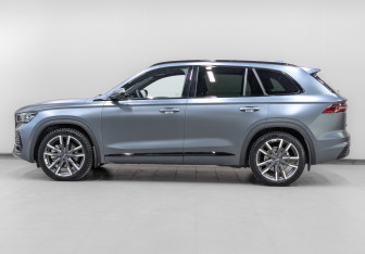 Подержанный автомобиль Geely Monjaro 2024 года (8 фото)