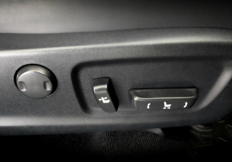 Подержанный автомобиль Lexus RX 2019 года (25 фото)