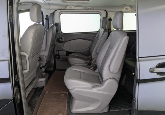 Подержанный автомобиль Ford Tourneo Connect Compactvan 2021 года (9 фото)