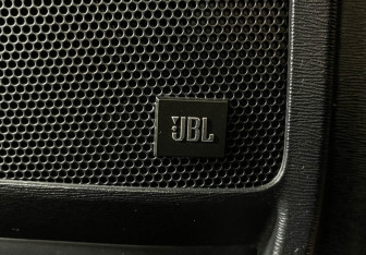 Подержанный автомобиль Toyota Venza 2013 года (16 фото)