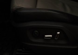 Подержанный автомобиль Audi Q5 2012 года (26 фото)
