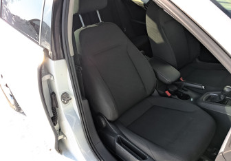 Подержанный автомобиль Volkswagen Jetta Sedan 2016 года (22 фото)