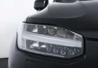 Подержанный автомобиль Volvo XC90 2017 года (22 фото)